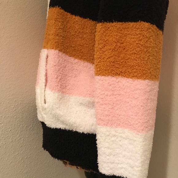 NWT-Candie’s Juniors Womens Long Sleeve Plush Hoodie-L - Picture 10 of 16